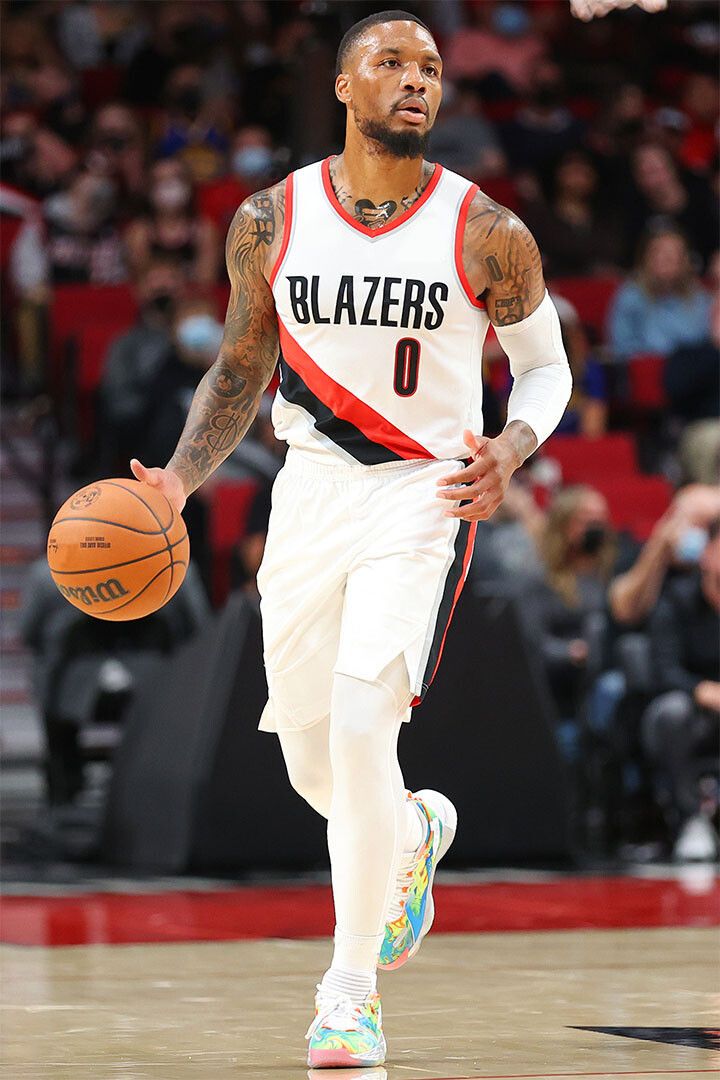 Portland Trail Blazers Team Damian Lillard 0 Basketballer Jigsaw Puzzle