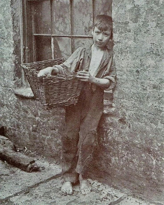 Poverty Of Working Child Labor In East London 1915 Historic Picture Keychain