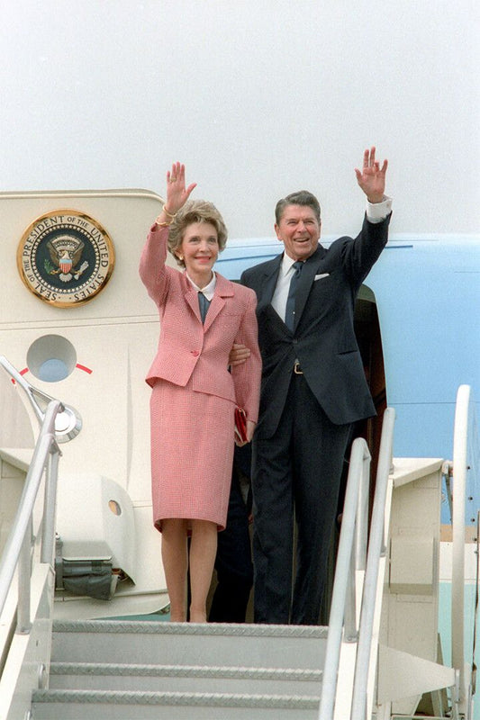 President And Nancy Reagan Waving Print Jigsaw Puzzle