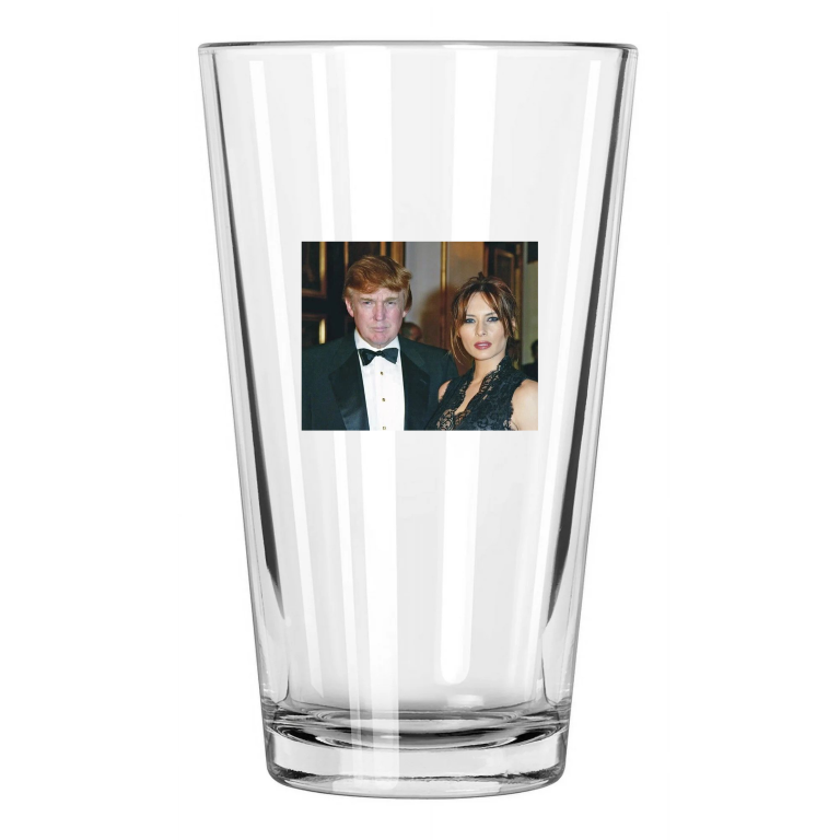 President Donald And First Lady Melania Trump Photo Pint Beer Drinking Glass