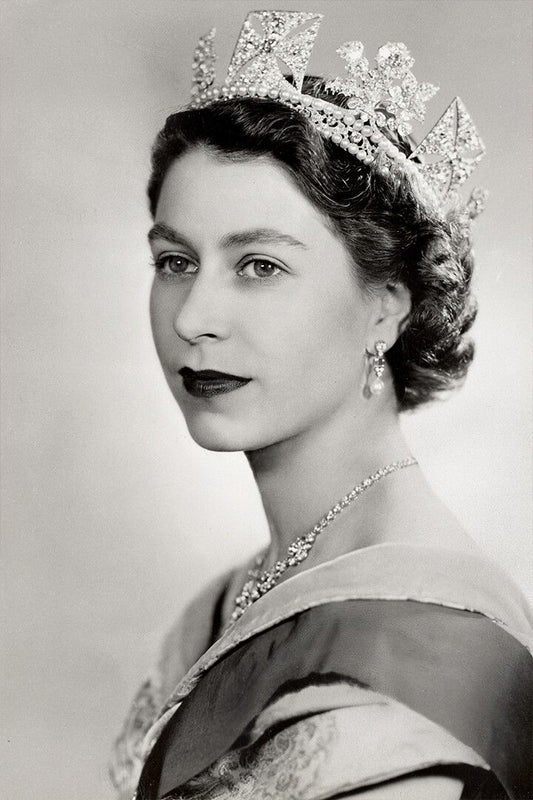 Queen Elizabeth High Governor Black White Vintage Jigsaw Puzzle