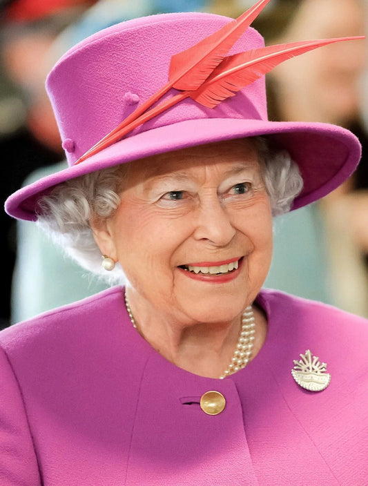 Queen Elizabeth Photo Portrait Majesty United Kingdom England Uk Britain