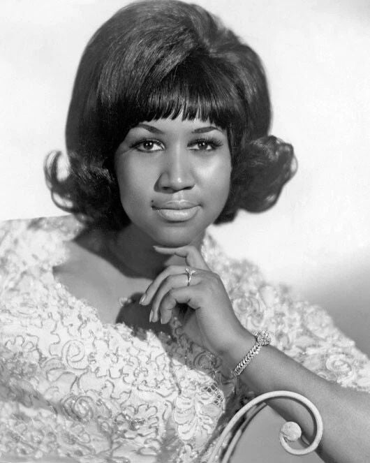 Queen Of Soul' Singer Aretha Franklin Glossy Keychain Music Keychain 1