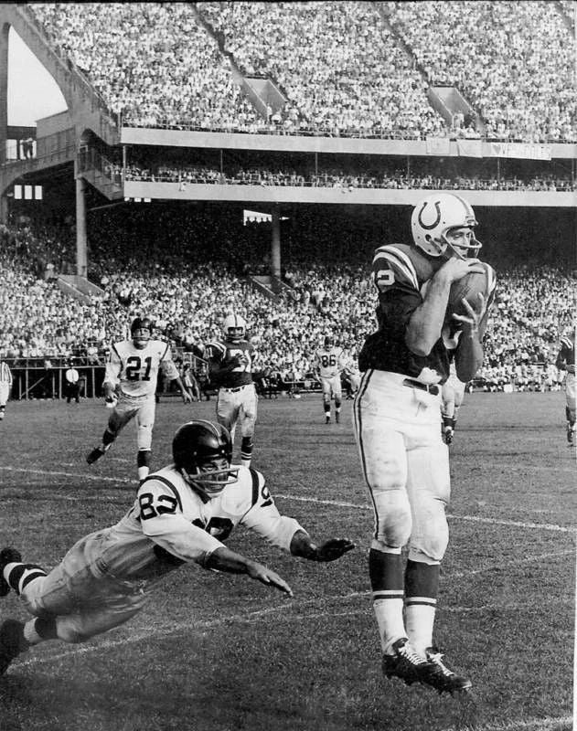 Ramond Berry Photo Baltimore Colts Picture Nfl Football Game Action