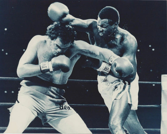 Randall Tex Cobb Vs Larry Holmes Keychain Boxing Picture