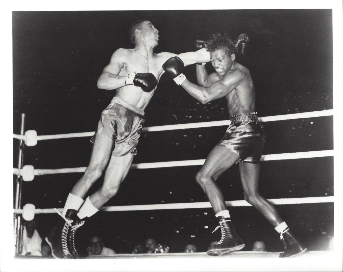 Randy Turpin Beats Sugar Ray Robinson Photo Boxing Picture