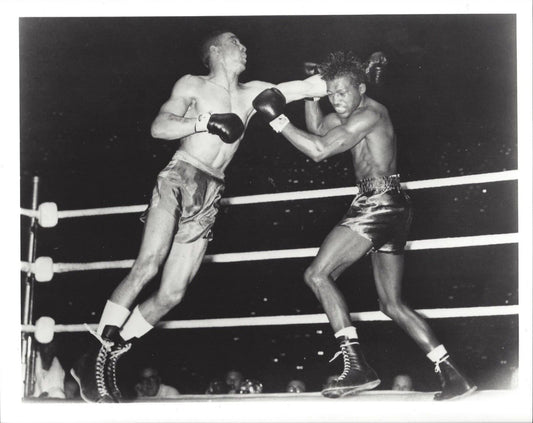 Randy Turpin Beats Sugar Ray Robinson Keychain Boxing Picture