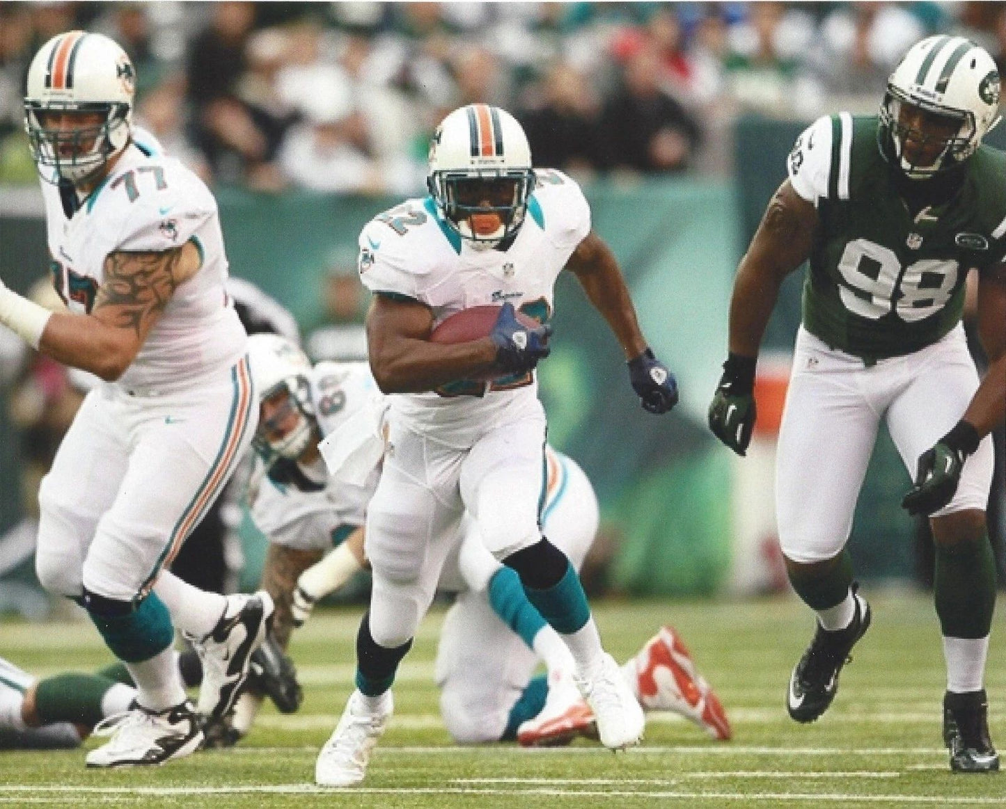 Reggie Bush Magnet Miami Dolphins Picture Nfl Football Game Action