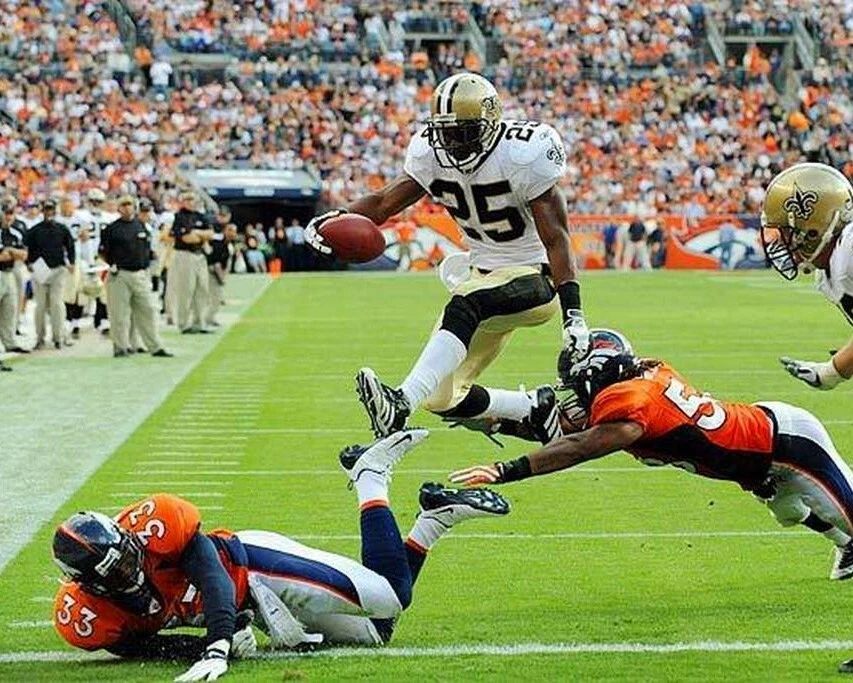 Reggie Bush Photo New Orleans Saints Picture Nfl Football Vs Broncos