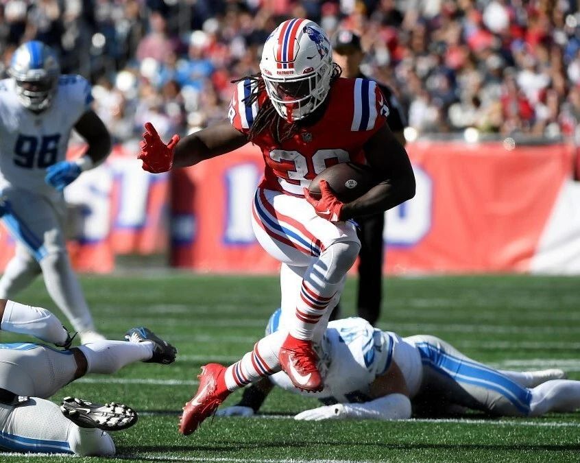 Rhamondre Stevenson Photo New England Patriots Picture Nfl Football