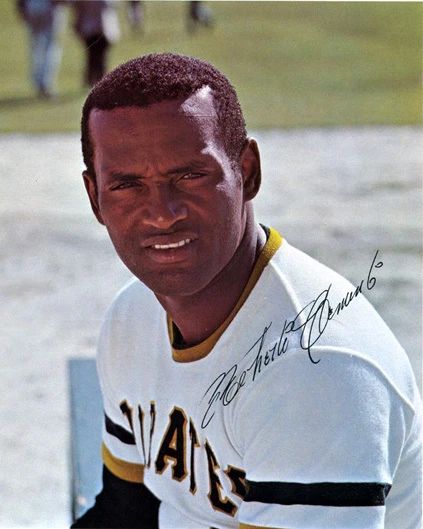 Roberto Clemente Glossy Magnet Pittsburgh Pirates Portrait Baseball Print