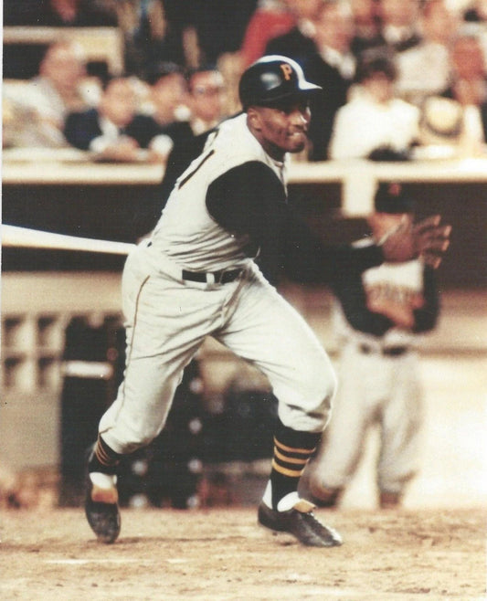 Roberto Clemente Keychain Pittsburgh Pirates Baseball Mlb Leaving Batters Box