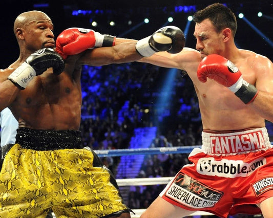 Robert The Ghost Guerrero Vs Floyd Mayweather Jr Photo Boxing Picture