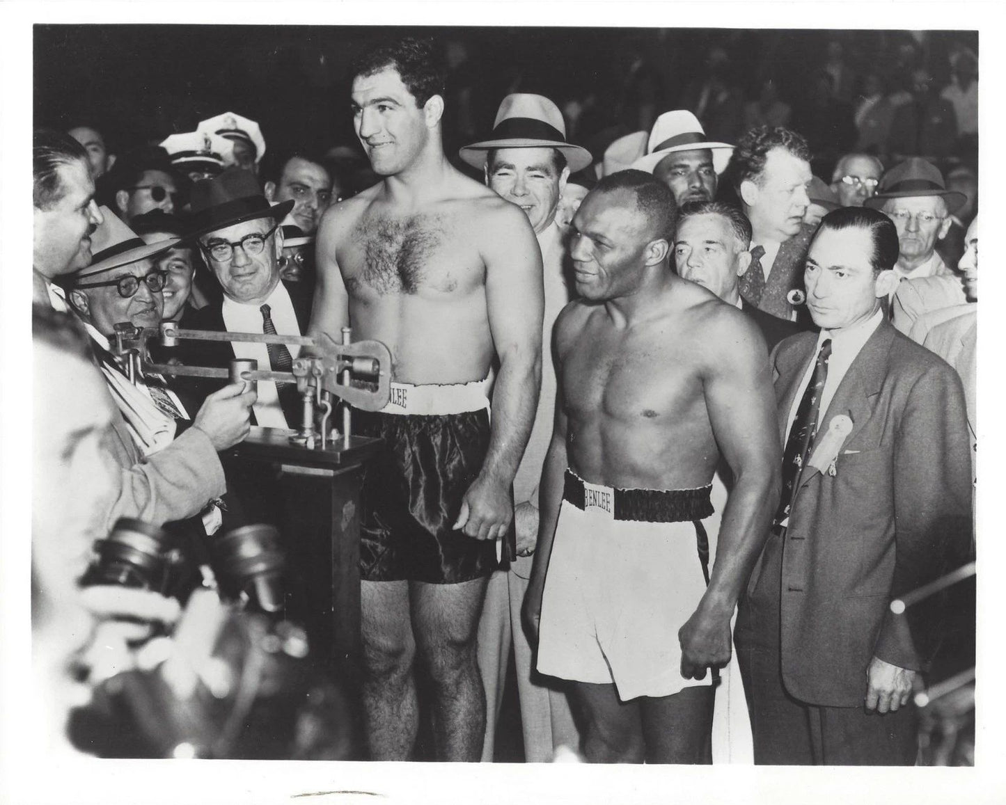 Rocky Marciano Ko'S Jersey Joe Walcott Boxing Weigh In 300 Piece Jigsaw Puzzle