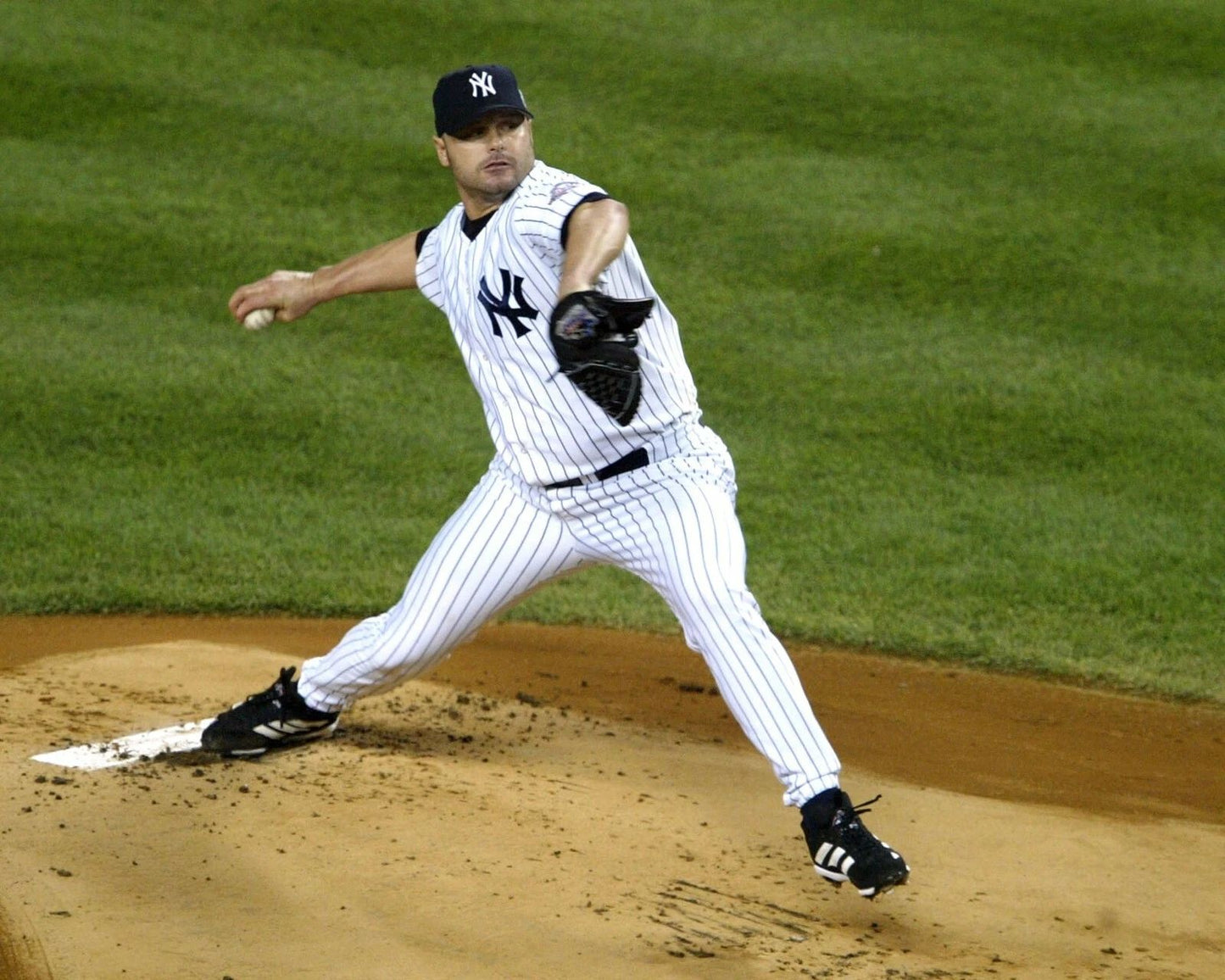 Roger Clemens New York Yankees Ny Baseball Mlb Game Action 300 PCS Jigsaw Puzzle