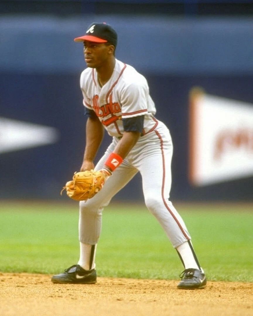 Ron Gant Photo Atlanta Braves Baseball Picture Mlb Fielding