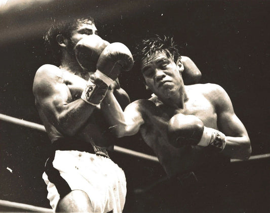 Ruben Olivares Keychain Boxing Picture Ring Action