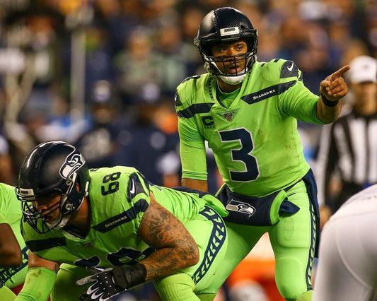 Russell Wilson Magnet Seattle Seahawks Football Picture Nfl Game Action