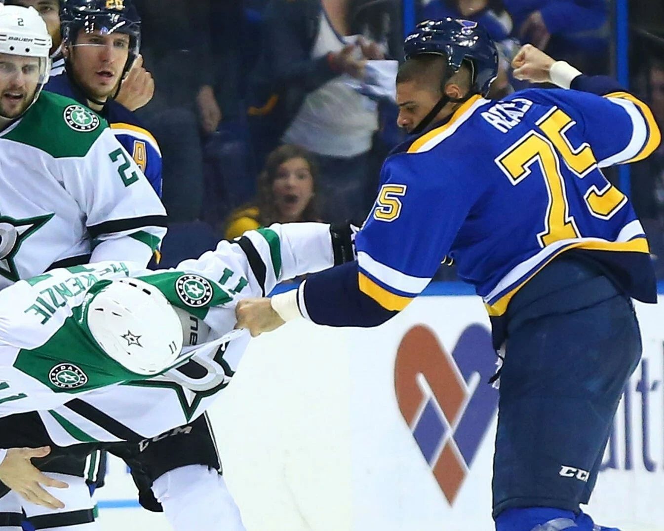 Ryan Reaves Vs Curtis Mckenzie Magnet Hockey St. Louis Blues Stars Fight