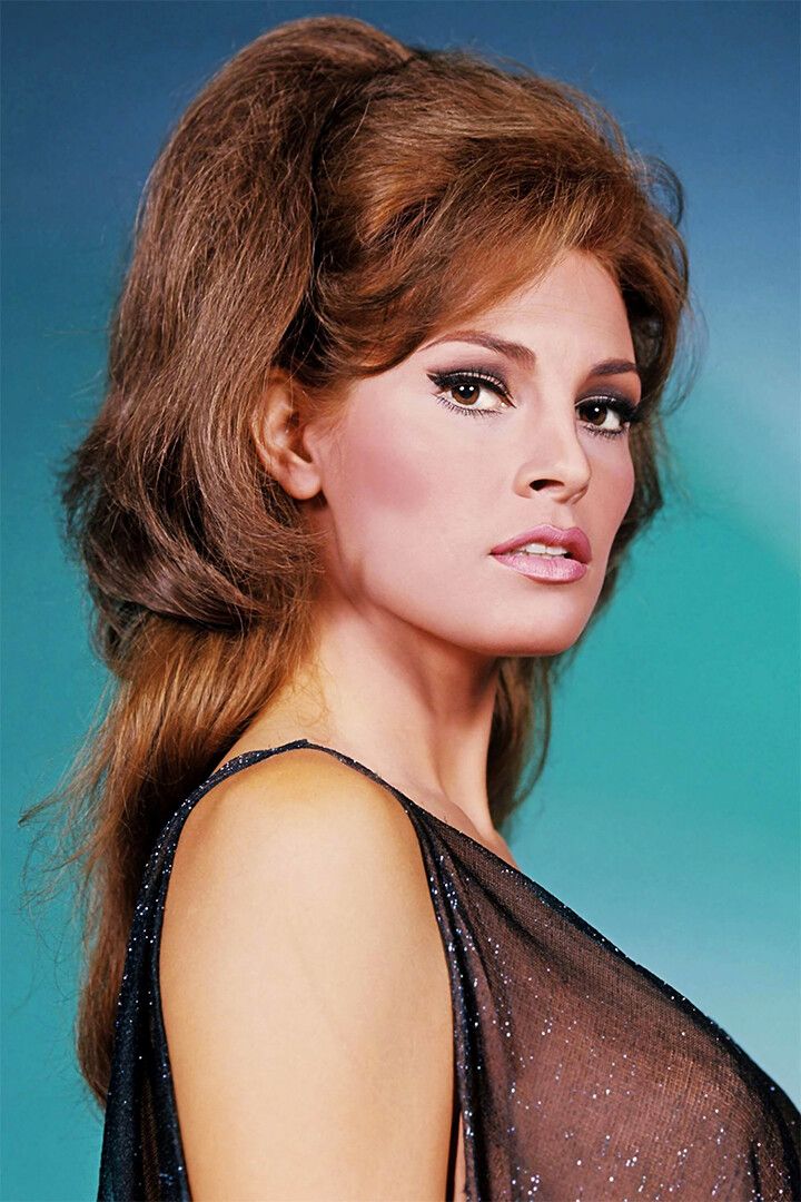 Raquel Welch 80S 90S Cinema Actor Artist Jigsaw Puzzle