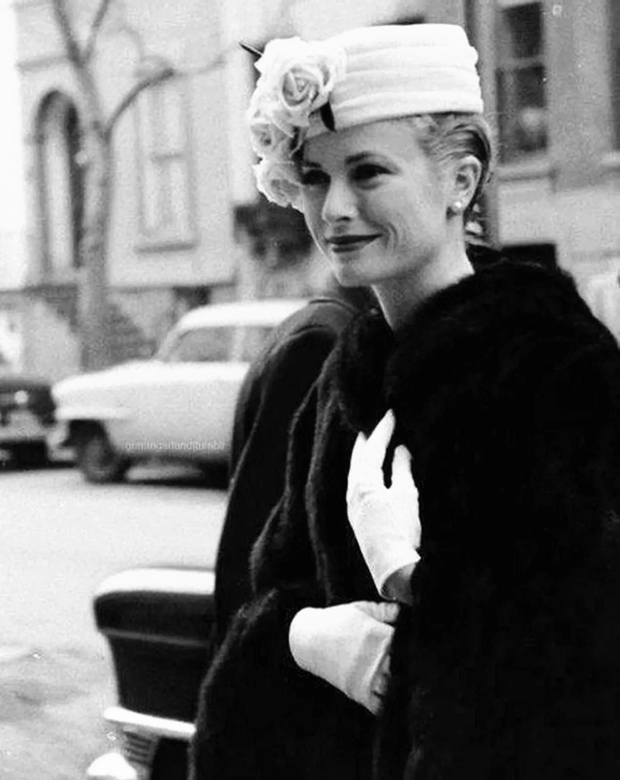 Retro Hollywood Golden Era Actress Grace Kelly Candid Picture Photo