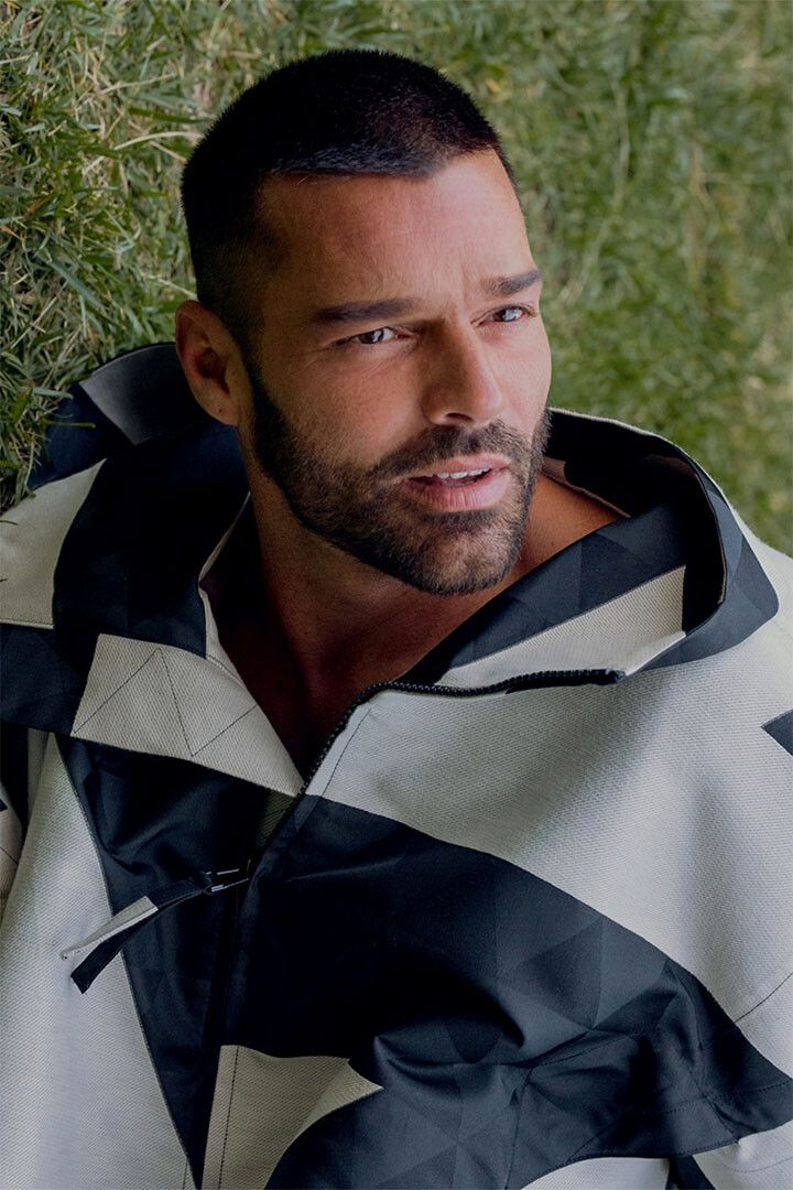 Ricky Martin Dark Gray Sweater Attractive Jigsaw Puzzle