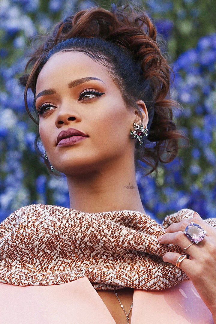 Rihanna Celebrity Music Singer Artist Star Jigsaw Puzzle