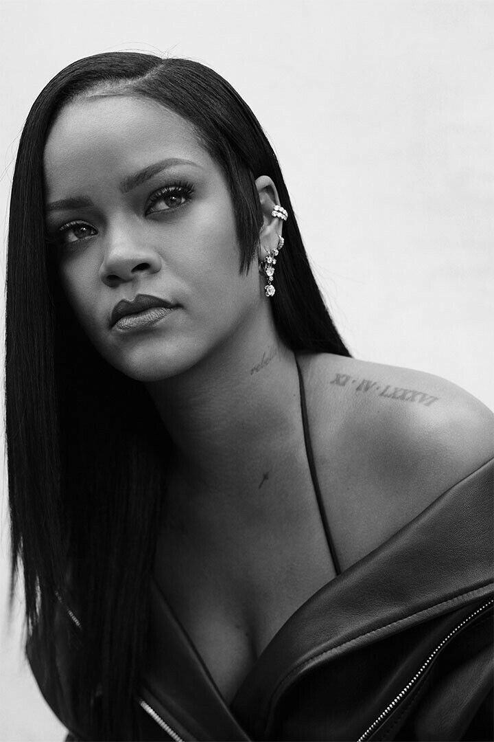 Rihanna Sexy Hip Hop Rap Music Star Actress Jigsaw Puzzle