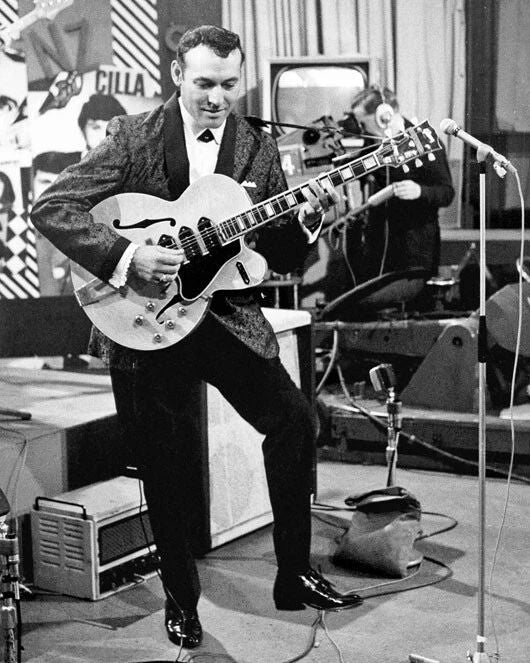 Rock Guitarist Singer Carl Perkins Keychain Blue Suede Shoes Keychain 1