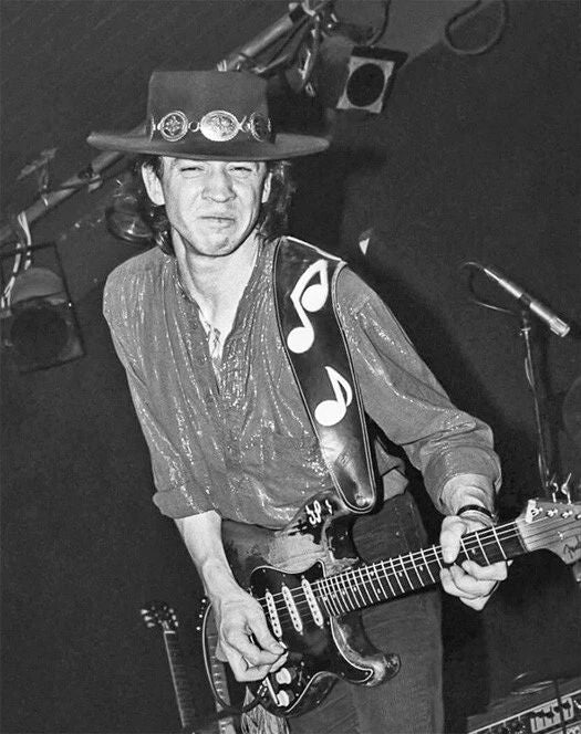 Rock Guitarist Singer Stevie Ray Vaughan Glossy Keychain Music Keychain 1