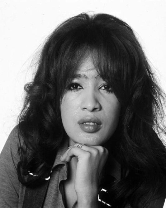 Ronettes Lead Singer Ronnie Spector Retropicture Keychain Keychain Picture