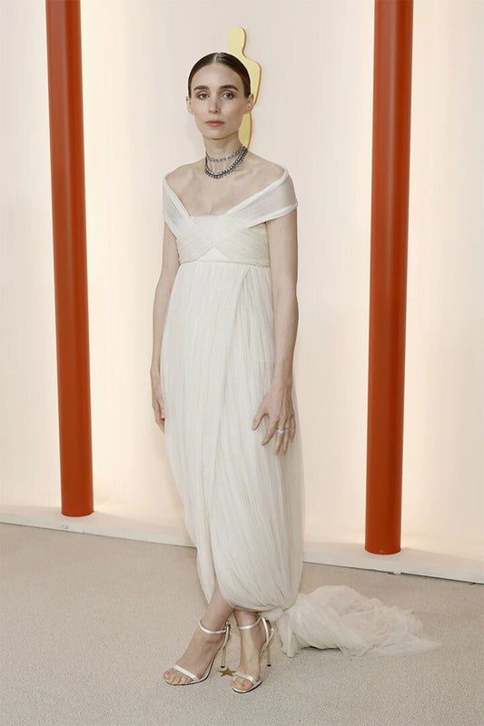 Rooney Mara Posing Oscars 2023 American Actress Wall Art Decor Jigsaw Puzzle