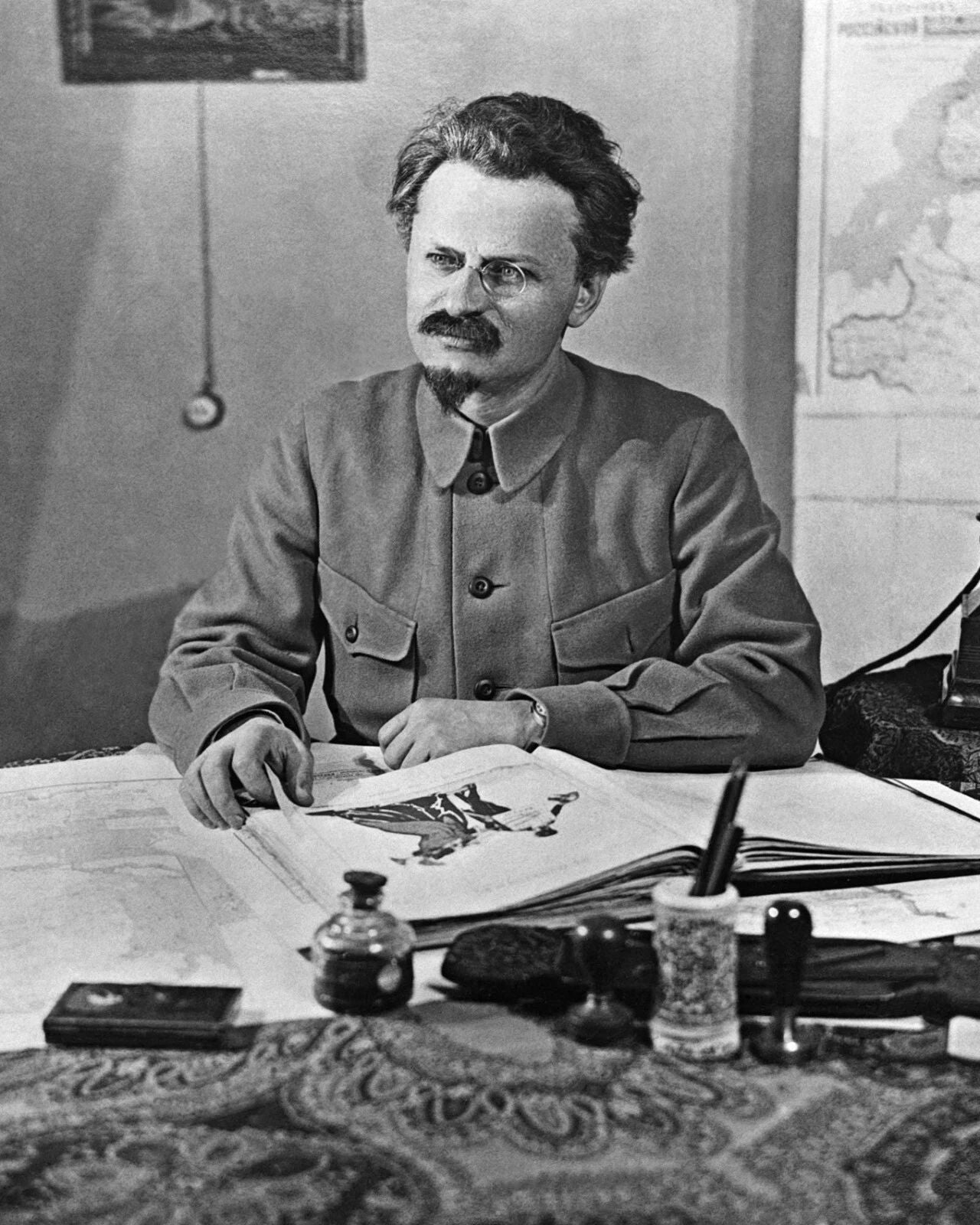 Russian Communist Leon Trotsky Glossy Magnet Soviet Union Portrait Magnet 2