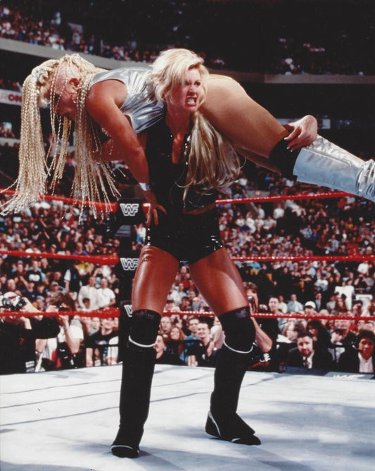 Sable Vs Luna Keychain Wrestling Picture Wwf