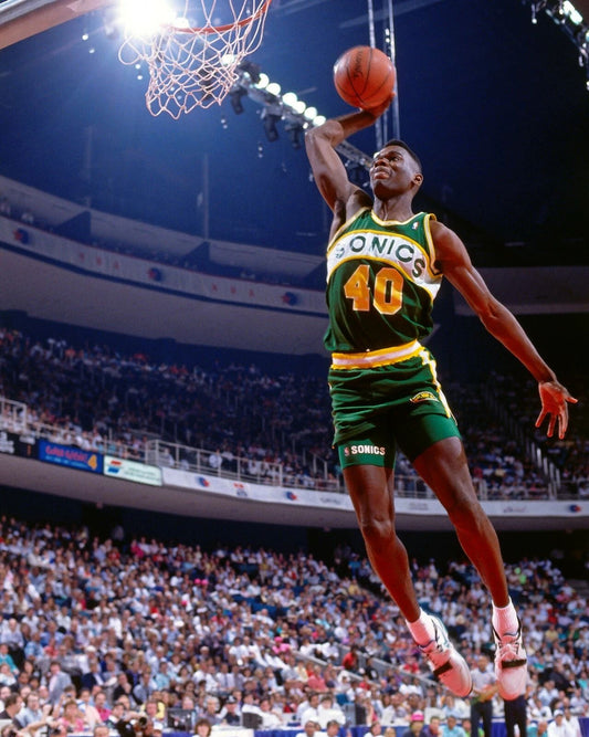 Shawn Kemp Photo Seattle Supersonics Sonics Basketball Nba Dunk