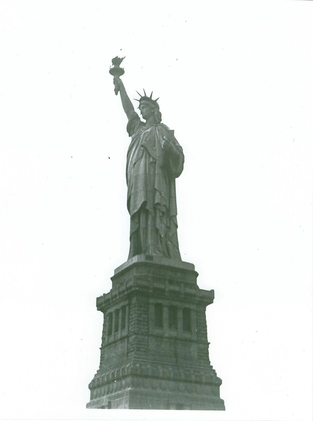 Statue Of Liberty Nyc Harbor Ellis Island National Monument 300 PCS Jigsaw
