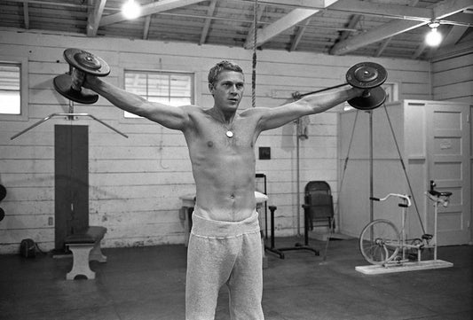 Steve Mcqueen Working Out Exercise Lifting Weights Magnet Picture Print 8 X 10