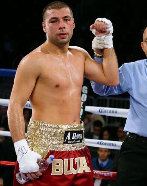 Stivens Bujaji Magnet Boxing Picture