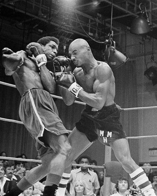Sugar Ray Seales Vs Marvin Hagler Photo Boxing Picture