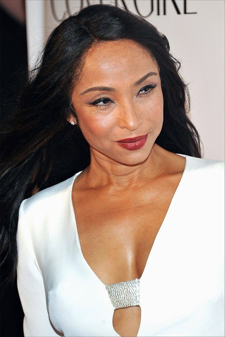 Sade 80S 90S Beauty Singer Celebrity Star Jigsaw Puzzle