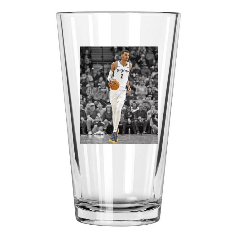 San Antonio Spurs Victor Wembanyama Photo Spotlight 2 Pint Beer Drinking Glass