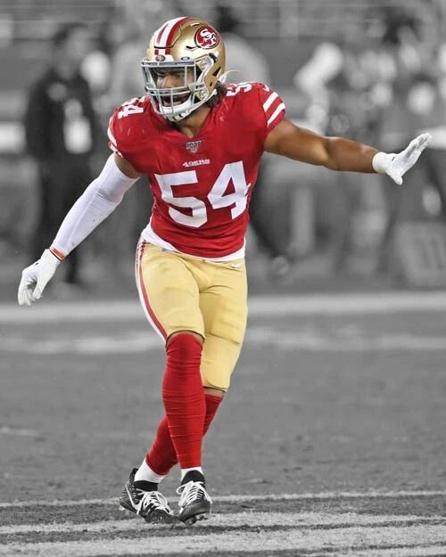 San Francisco 49Ers Fred Warner Glossy Magnet Spotlight Football Magnet 2