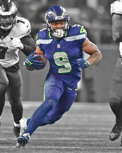 Seattle Seahawks Kenneth Walker Iii Glossy Keychain Spotlight Football Keychain
