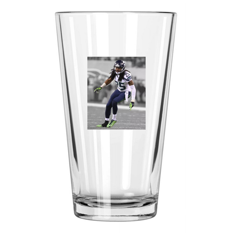 Seattle Seahawks Richard Sherman Spotlight Football 1 Pint Beer Drinking Glass