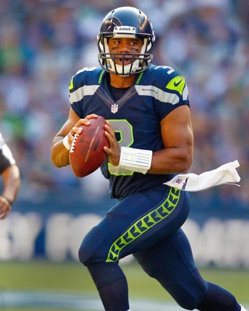 Seattle Seahawks Russell Wilson Glossy Keychain Nfl Football Keychain