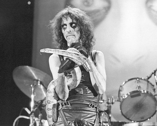 Shock Rock Singer Alice Cooper With Python Glossy Keychain Music Keychain
