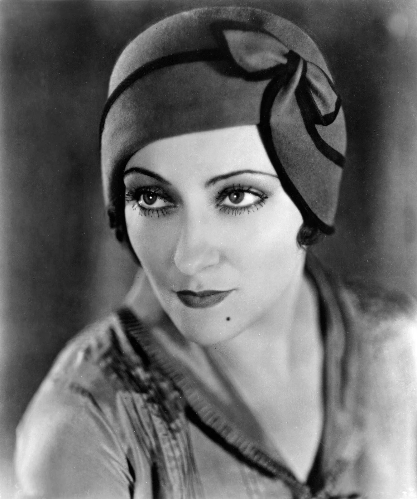 Silent Film Actress Gloria Swanson Publicity Picture Photo Print