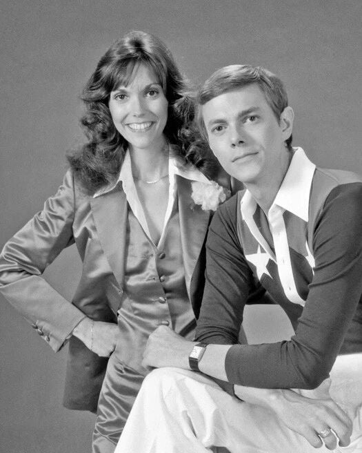 Singers The Carpenters Glossy Keychain Music Print Karen And Richard Keychain 1