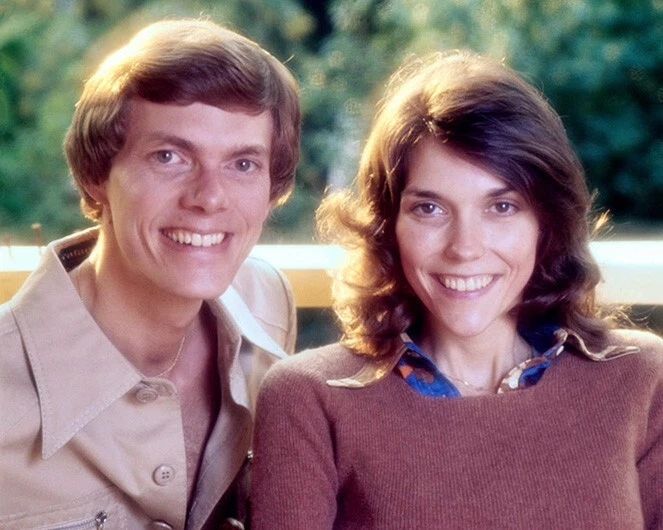 Singers The Carpenters Glossy Keychain Music Print Karen And Richard Keychain 2