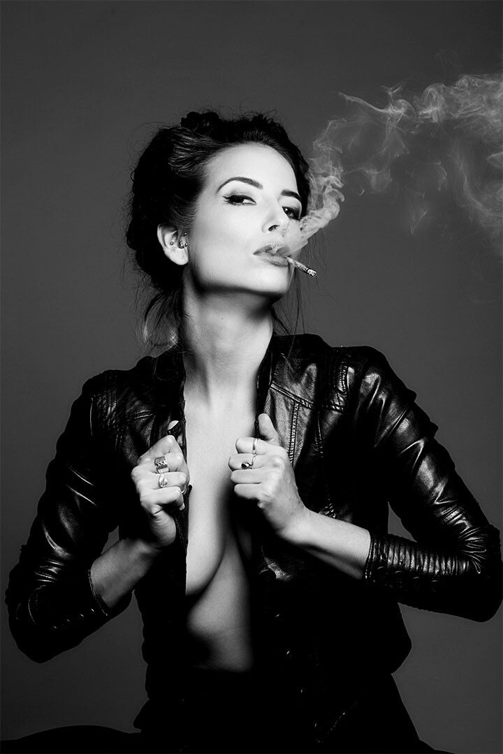 Smokin Sexy Female Model With Cigar Painting Jigsaw Puzzle